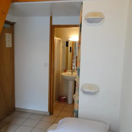 Le Petit Bonheur Nyaraló *